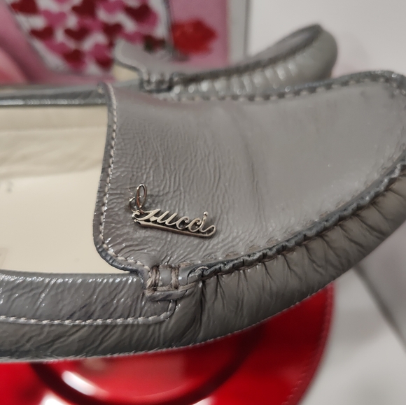 🥰 EUC Gucci Patent Leather Driving Moccasin Dress Loafers, Steel Grey, 38/7 - Picture 5 of 16